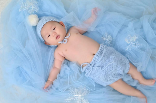 新沂宝宝要不要穿袜子 新沂宝宝要不要穿袜子